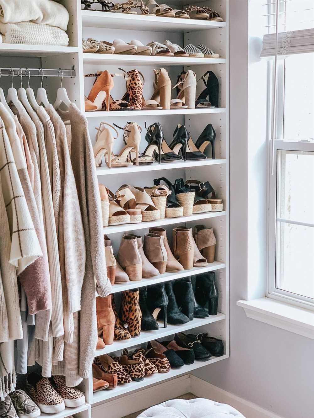 Как сделать шкаф купе максимально удобным для хранения обуви: настраиваемые опции